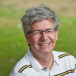 Professor Ortwin Knorr